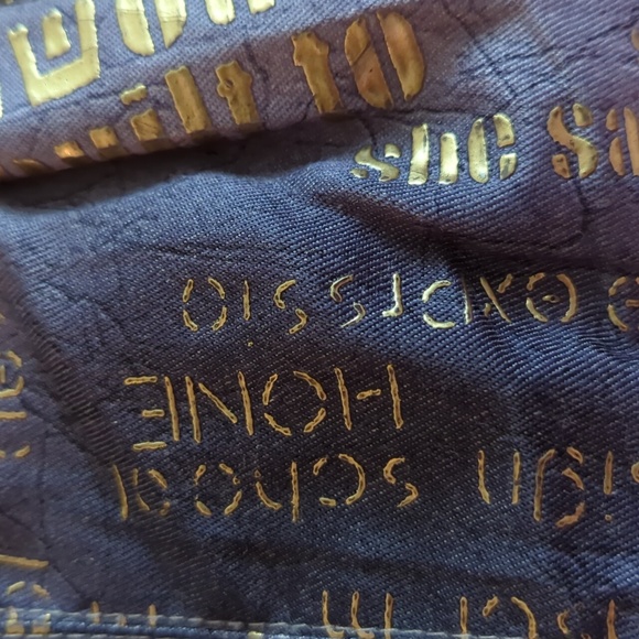 Blue and Gold Purse - Picture 3 of 7